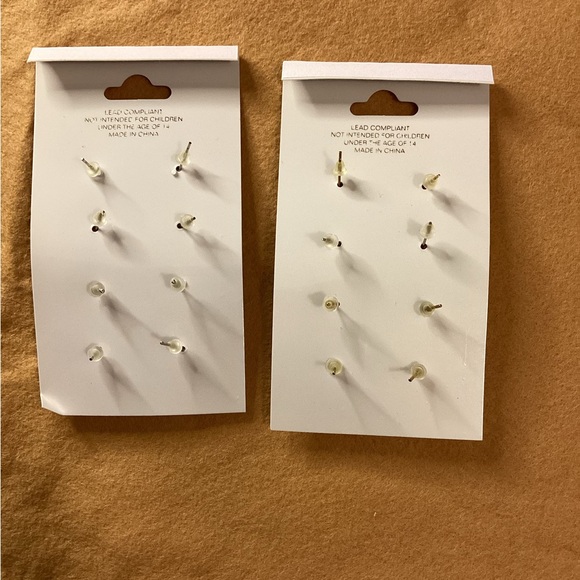 NWT Earring set bundle - Picture 2 of 2